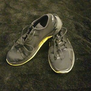 Under Armour TRX Speedform running shoes